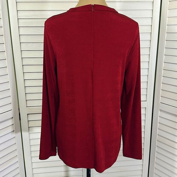 Travelers By Chico's Top Size 1 (8) Emerald Red NWOT - Picture 12 of 16